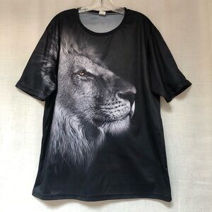 Men’s rayon black T-shirt,gray lion’s head print. Size XXL, length 28”, Ptp 23”